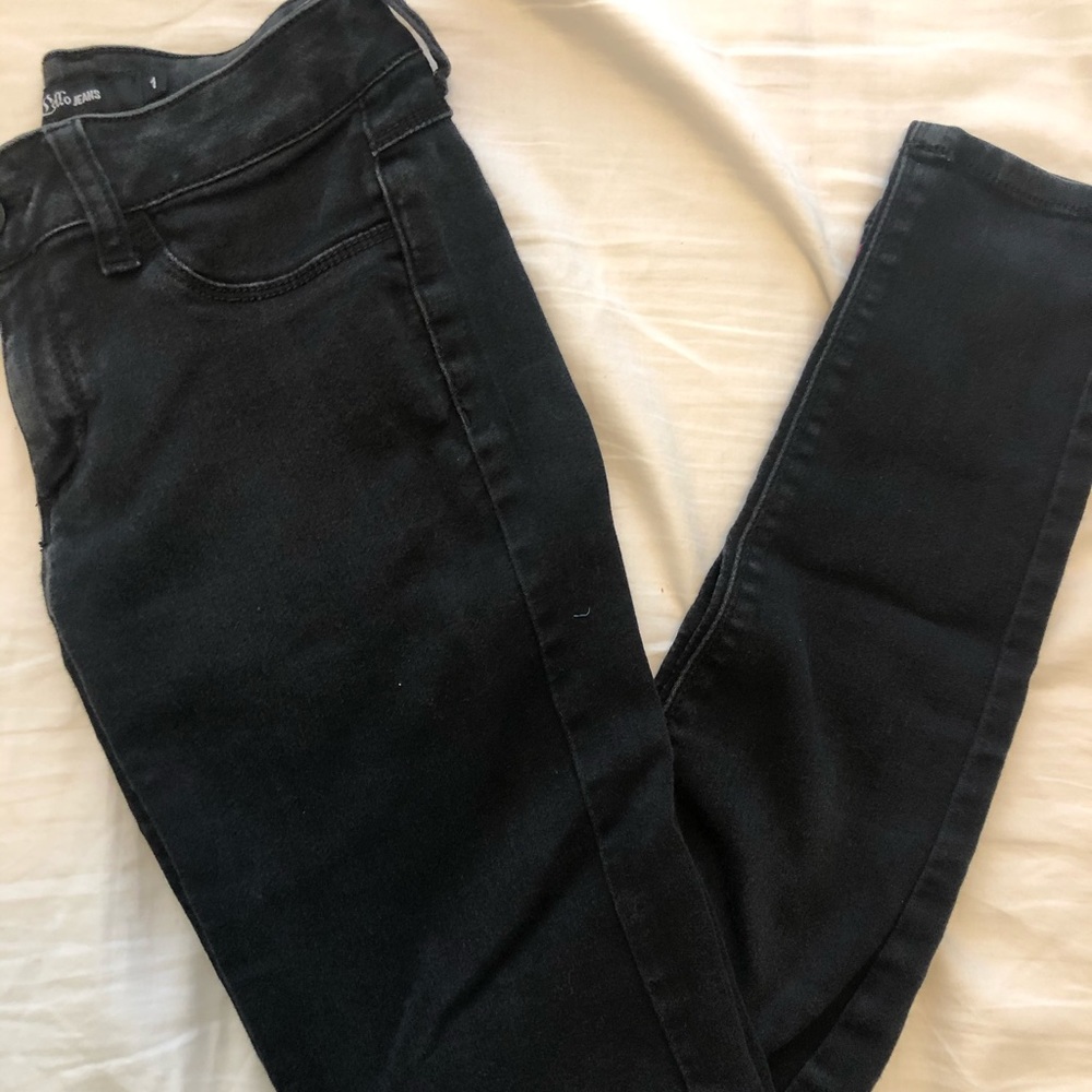 Black Low Rise Plain Skinny Jeans Size 1